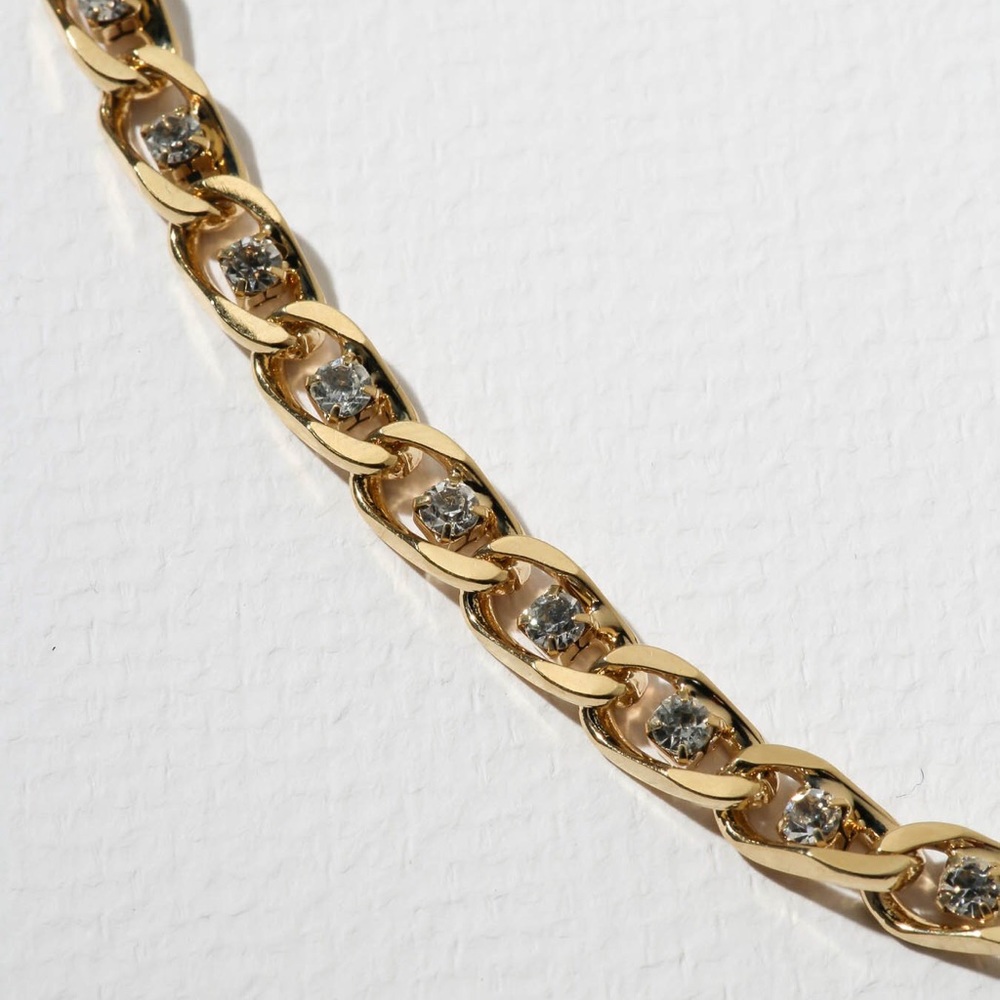 New Vanessa Mooney THE BENJAMIN CHAIN